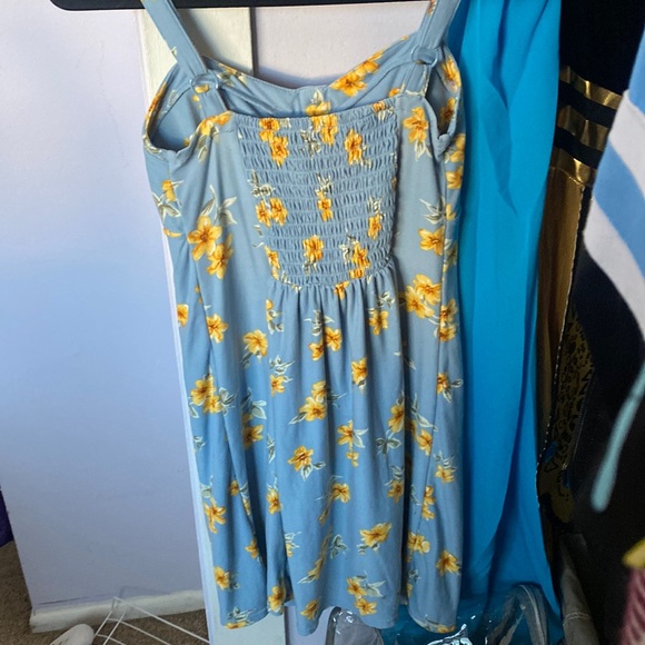 BLUE DRESS FOR SUMMER - Picture 2 of 2